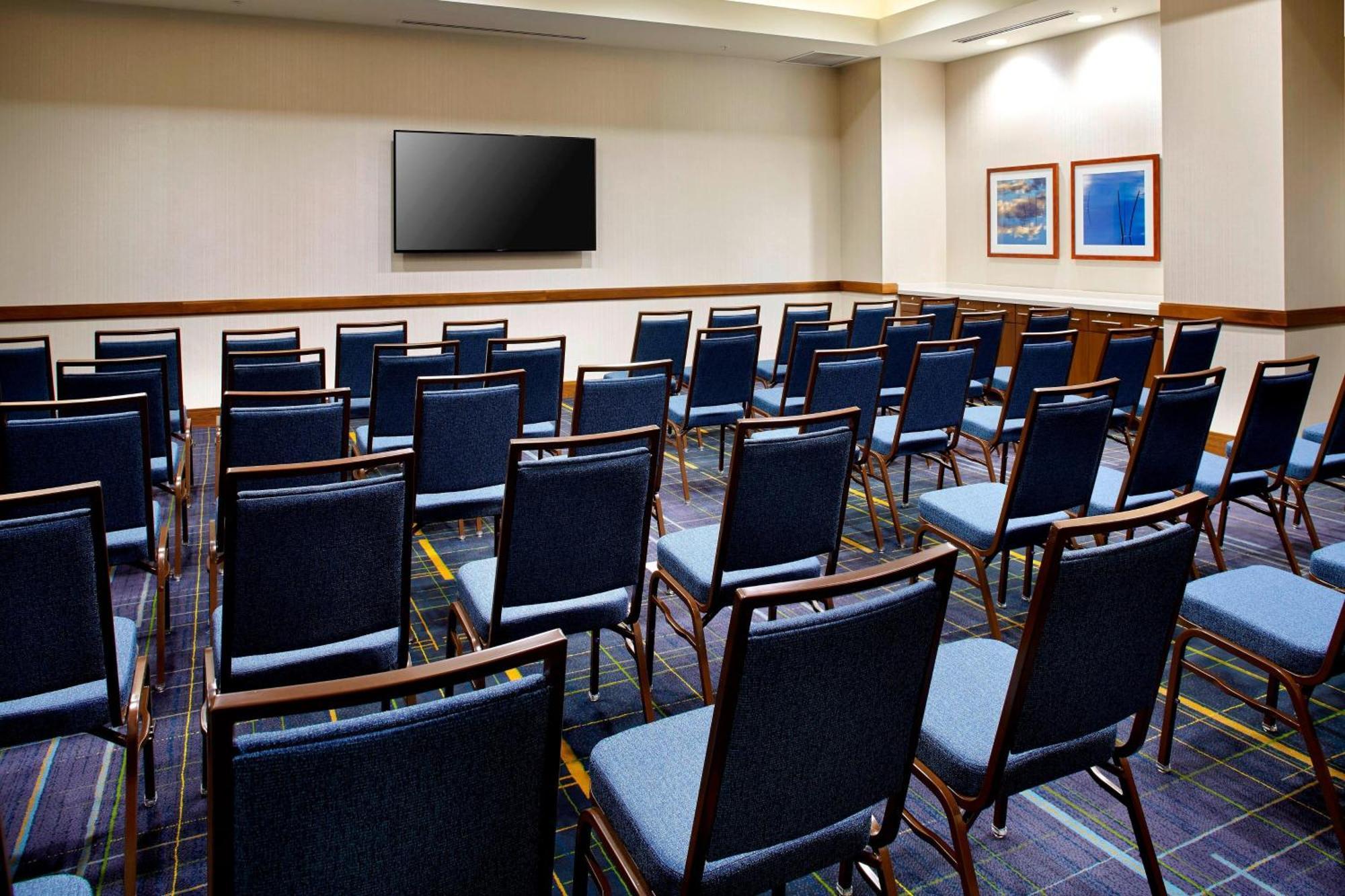 Courtyard By Marriott Orlando Lake Nona Bagian luar foto