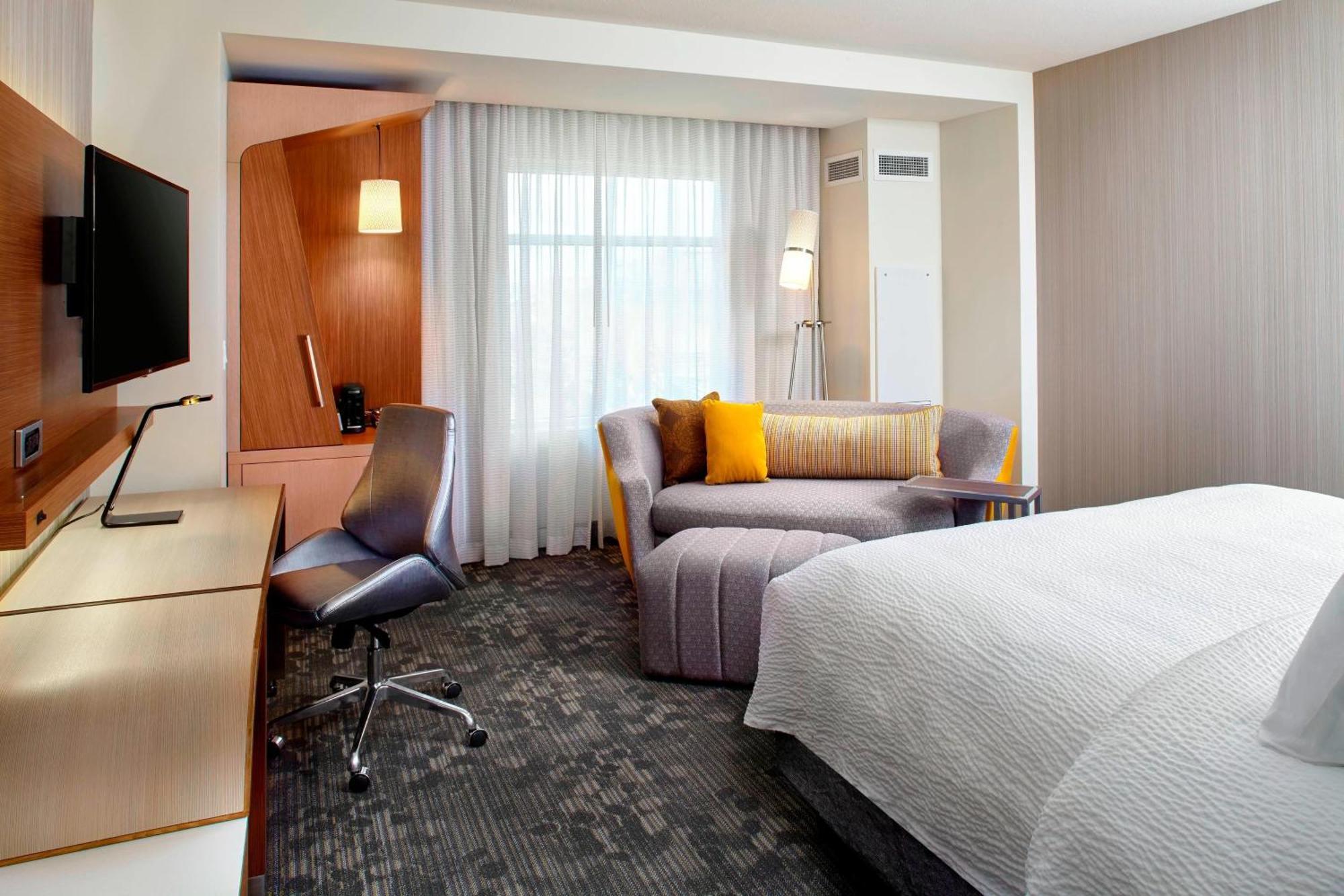Courtyard By Marriott Orlando Lake Nona Bagian luar foto