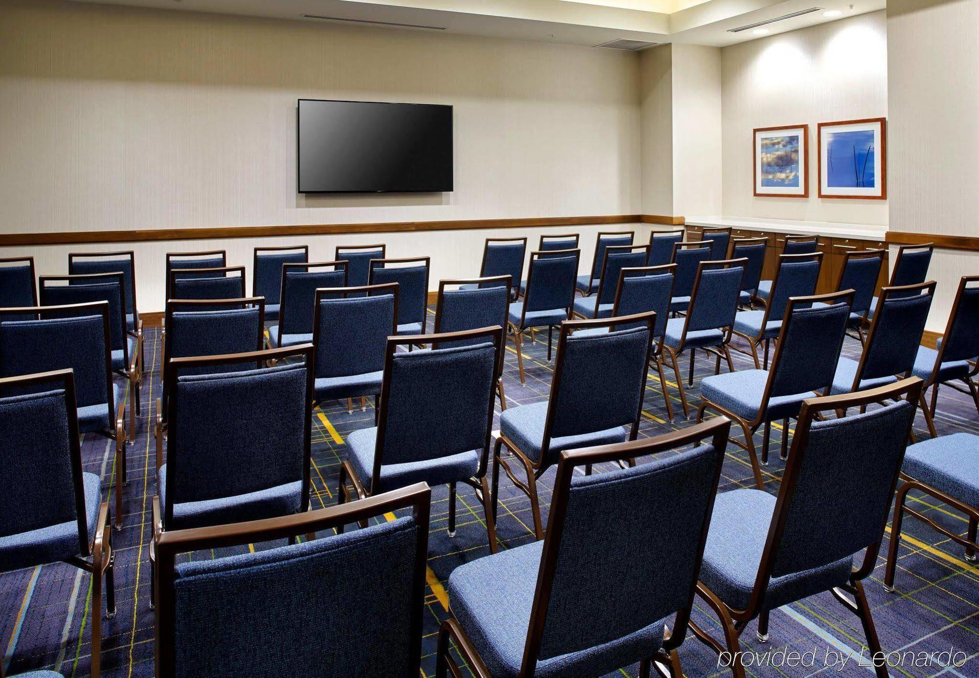 Courtyard By Marriott Orlando Lake Nona Bagian luar foto